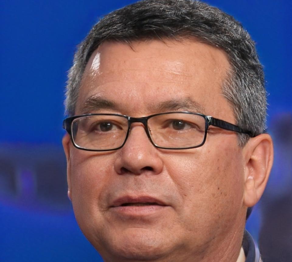 Miguel Rodríguez, Director Financiero